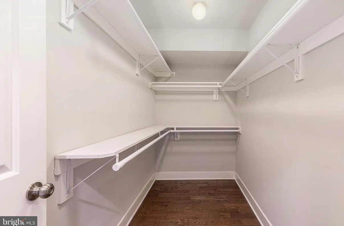 2 bed, 2.5 bath, 1409 sqft, $2,600 — Photo 3