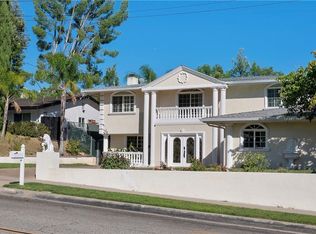 22534 Liberty Bell Rd, Calabasas, CA 91302