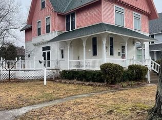 321 Spruce St, Marquette, MI 49855