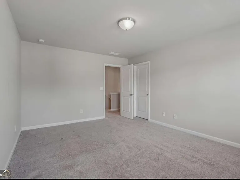 545 S Fortune Way — Photo 18