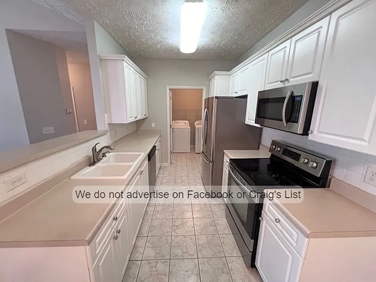 4010 Bardstown Ct #202 — Photo 5