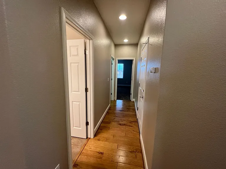 1506 Azalea Dr — Photo 12