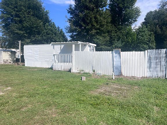 3rd image of 4128 Wood St #4128