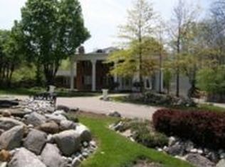 3636 Hawthorne Dr, Flint, MI 48503