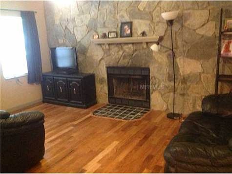 2nd image of 7013 N Lakeshore Dr