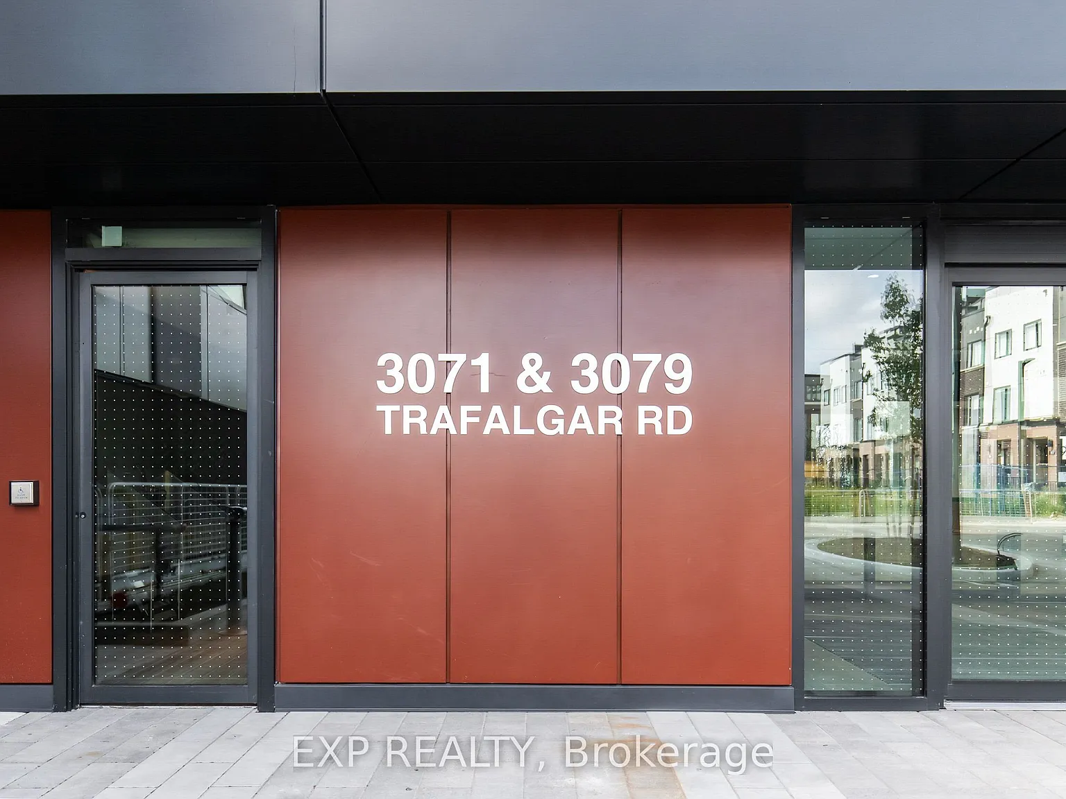 2 bed, $2,400 — Photo 4