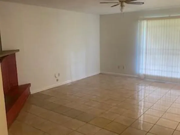 4850 Prairie Ridge Rd, Houston, TX 77053