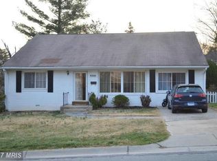9209 Chanute Dr, Bethesda, MD 20814