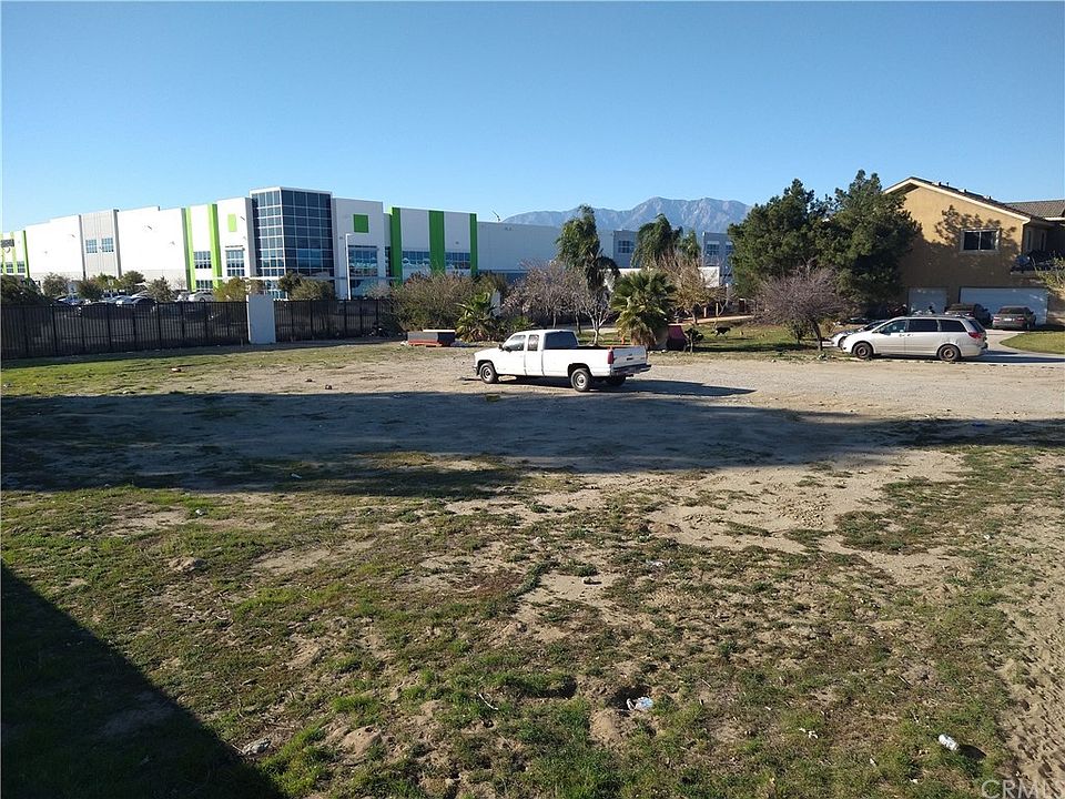 11250 Cypress Ave, Fontana, CA 92337 MLS CV22025588 Zillow