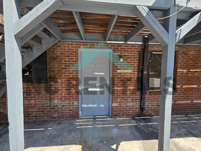 2401 Markwood Ln #A — Photo 3