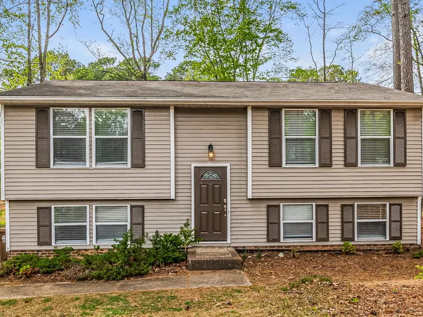 109 Castle Bay Ct, Cary, NC 27511