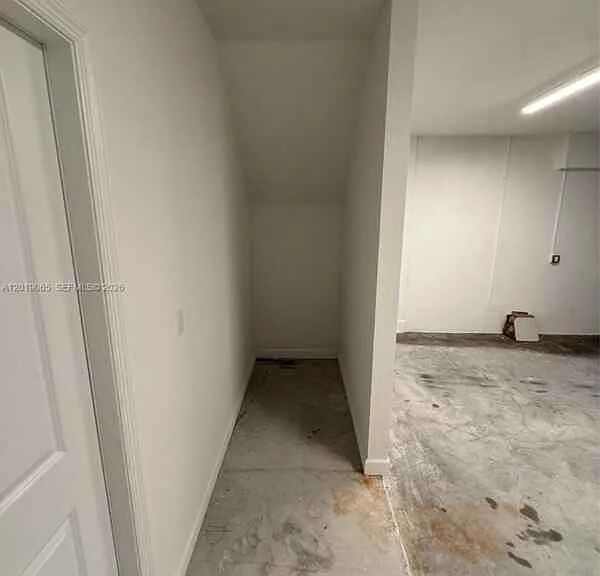 4957 Oakmont Ave — Photo 9