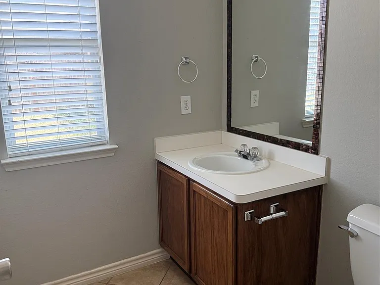 20234 Cypresswood Gln — Photo 12