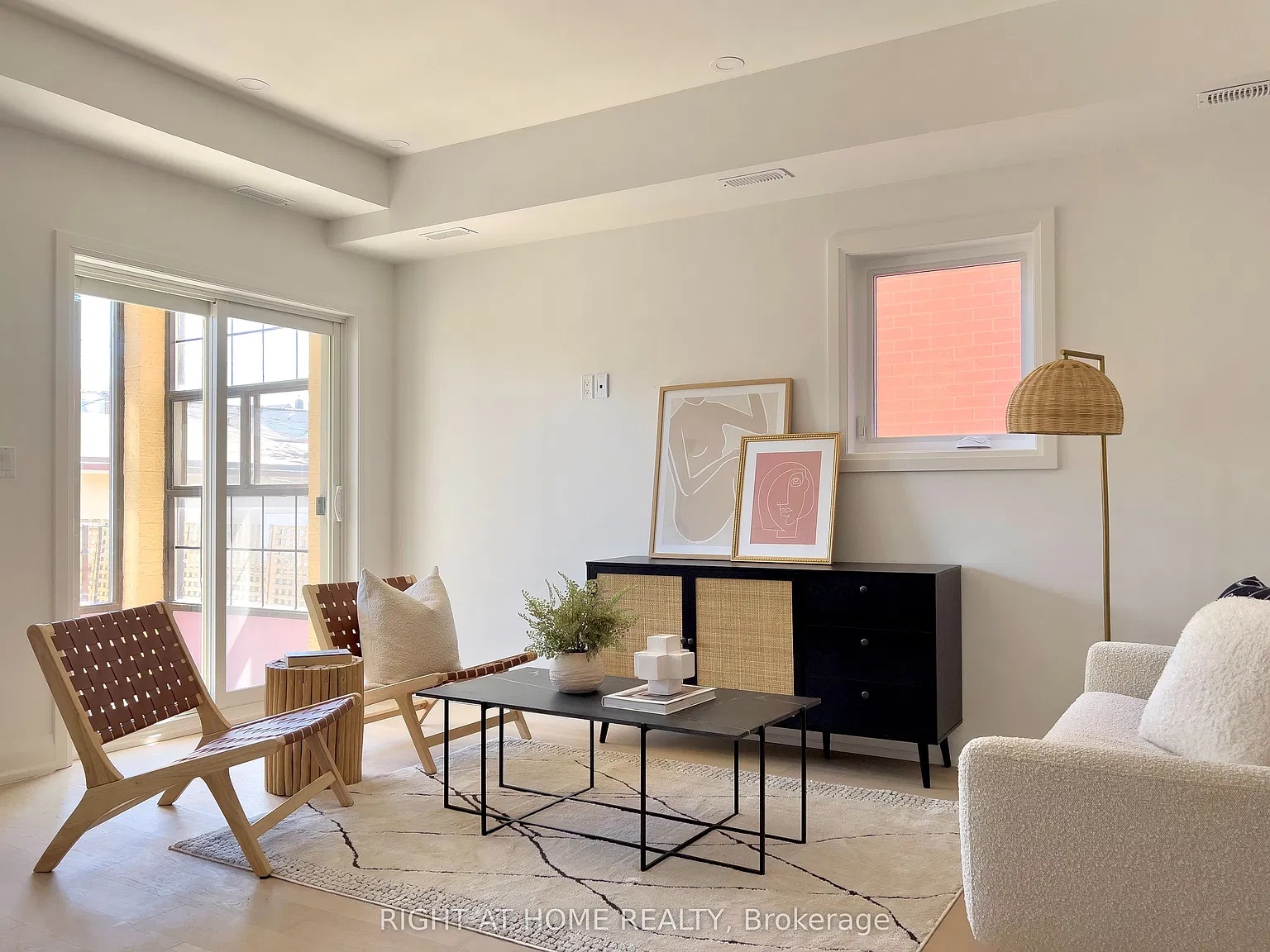 3 bed, $3,500 — Photo 4