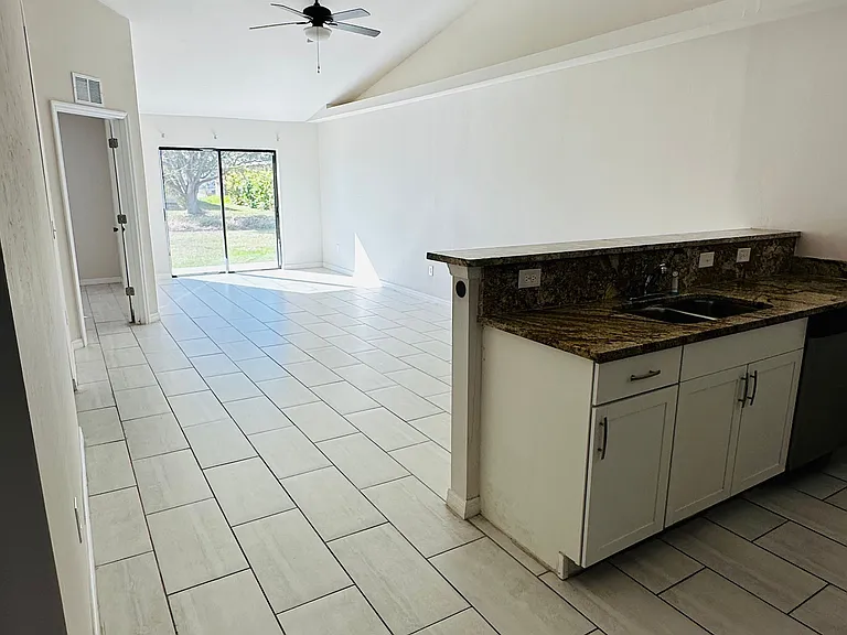 217 Cape Coral Pkwy W #217 — Photo 11
