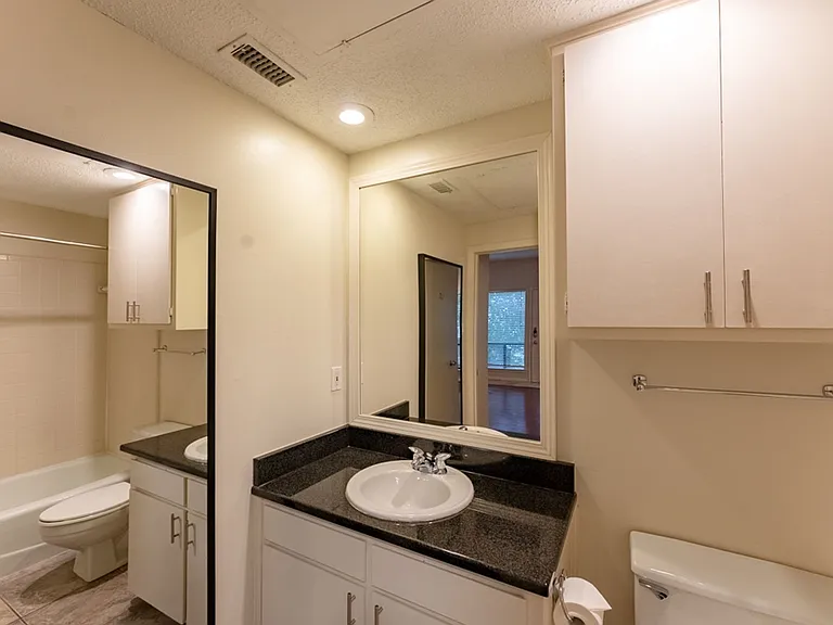 2612 San Pedro St #103 — Photo 9