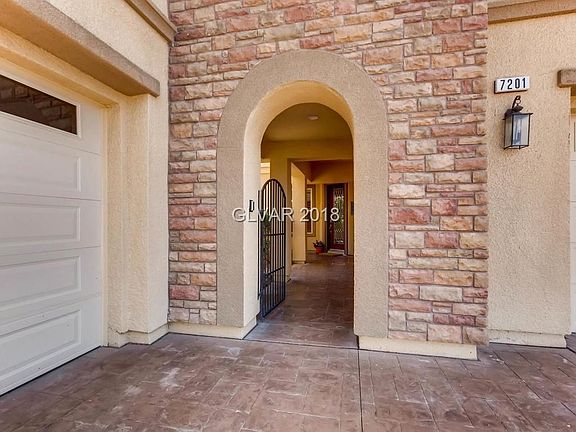 3rd image of 7201 Cypress Run Dr