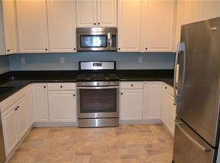 93 Meadow Ln, Nanuet, NY 10954