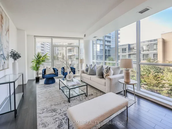 70 Forest Manor Rd #206, Toronto, ON M2J 0A9