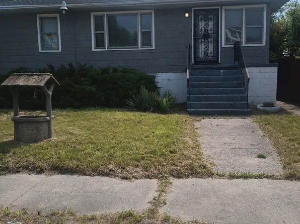 2527 Connecticut St, Gary, IN 46407