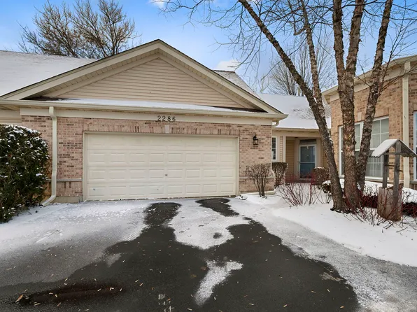 2286 Meadowcroft Ln, Grayslake, IL 60030