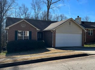 106 Oakwood Cir, Stockbridge, GA 30281