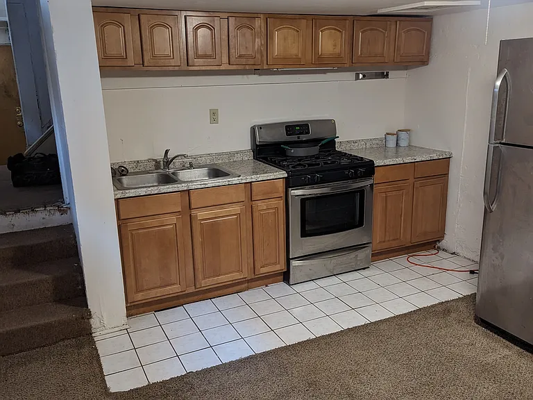 1353 N Vine St #E — Photo 2