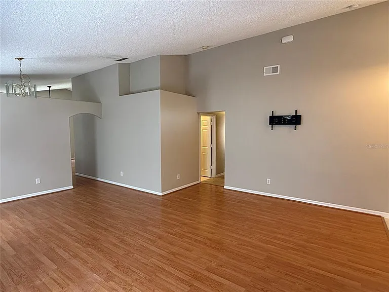 14636 Kristenright Ln — Photo 4