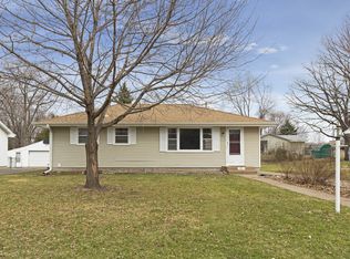 19 63 1/2 Way NE, Fridley, MN 55432