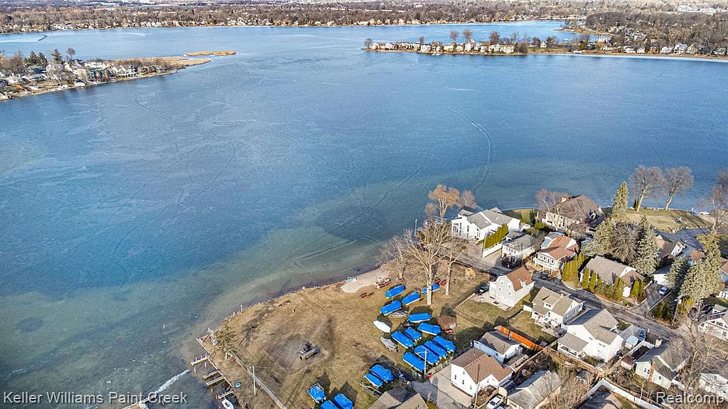 1660 Beechmont St, Keego Harbor, MI 48320 Zillow