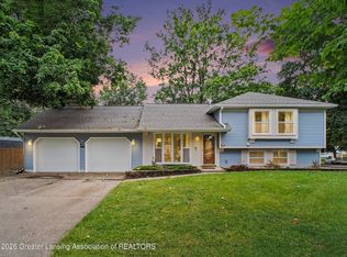 1021 Mel Ave, Lansing, MI 48911