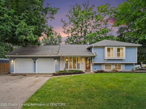 1021 Mel Ave, Lansing, MI 48911