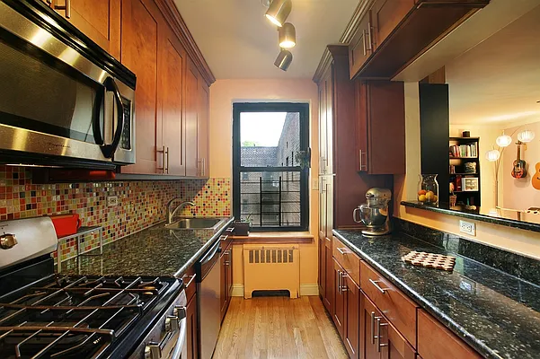 Sold by Corcoran | media 18