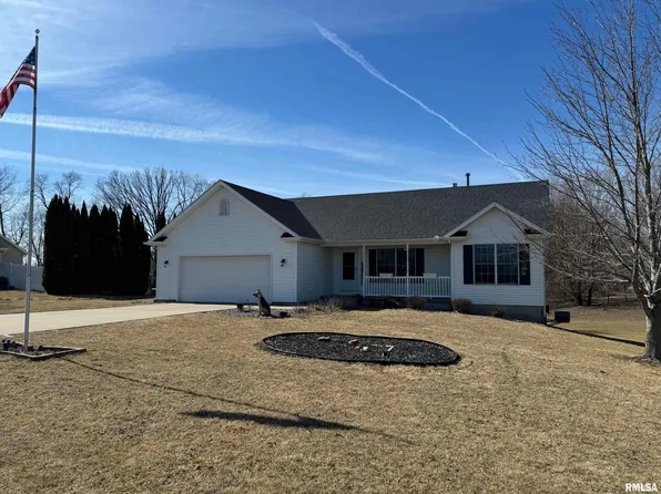 5526 230th St N, Port Byron, IL 61275