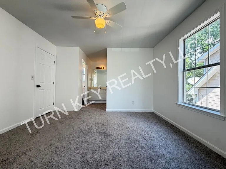 1458 Amberley Woods Cv — Photo 12