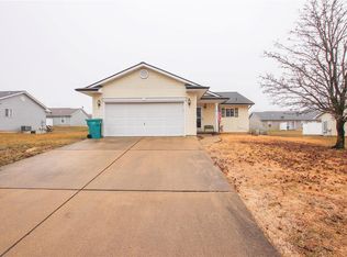 246 Heritage Dr, Sullivan, MO 63080