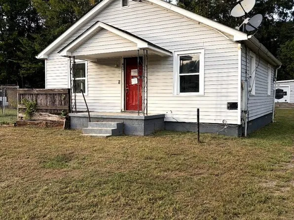 407 Cleveland Ave, Emporia, VA 23847