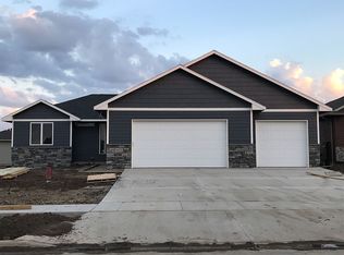 4405 W Schofield St, Sioux Falls, SD 57108