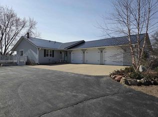 N6769 Donlin Drive, Pardeeville, WI 53954