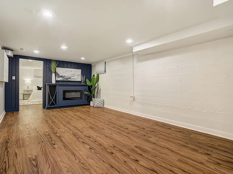 3006 W Uintah St — Photo 28