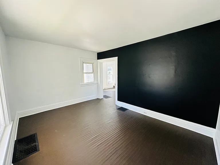 436 S Hamilton St — Photo 4