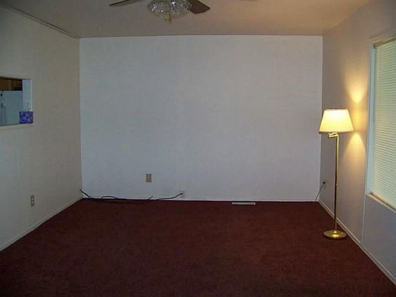 4th image of 3241 Welch Dr