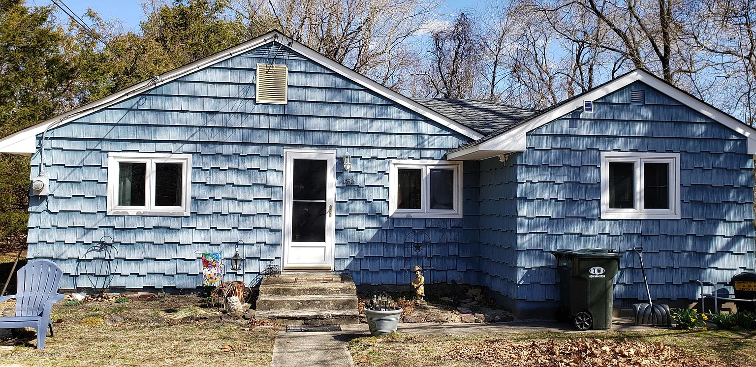 486 Hyson Rd photo 1