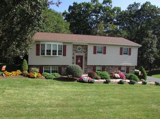 29 Roseville Rd, Williamsport, PA 17701