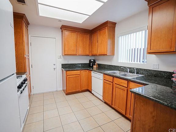 3rd image of 9125 Noble Ave Unit 107