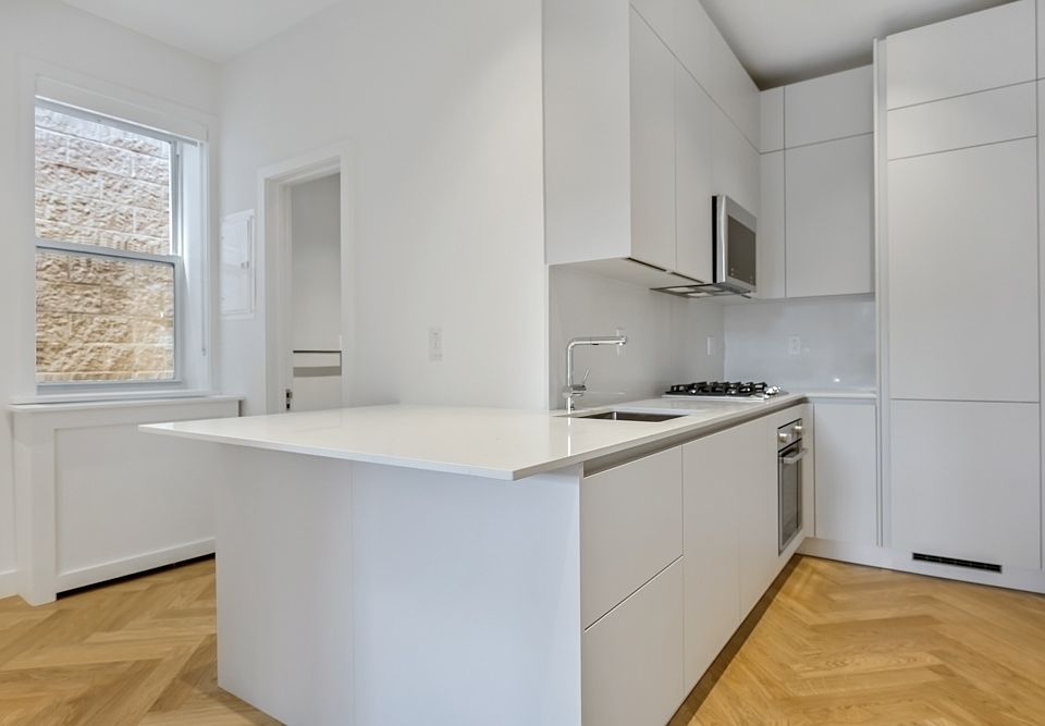 1st image of 67 Clifton Pl APT 4F
