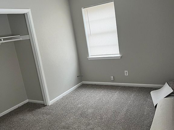 5th image of 3404 Brighton Dr