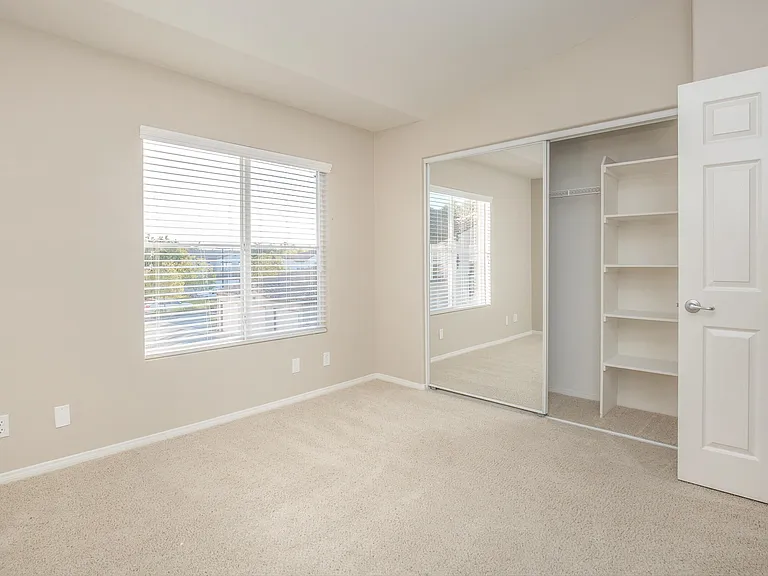 Laurel Canyon Apartment Homes — Photo 37