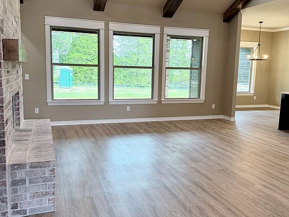 3rd image of 13836 Cedar Hill Cir