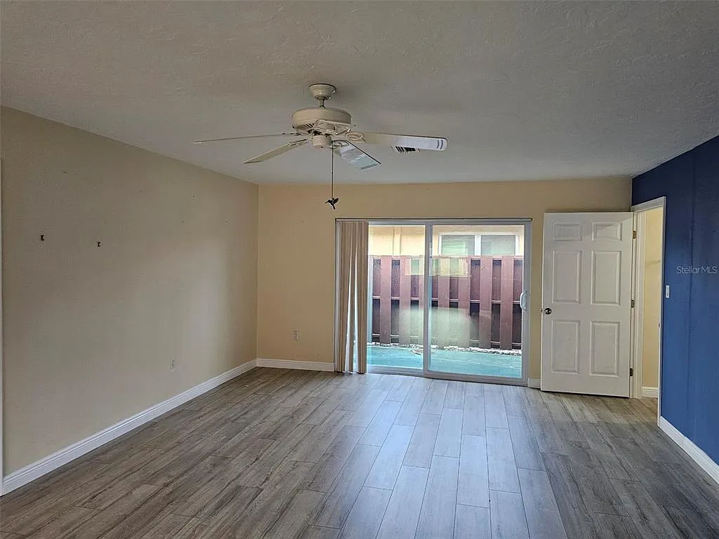 2 bed, 1.0 bath, 1044 sqft, $1,695 — Photo 3